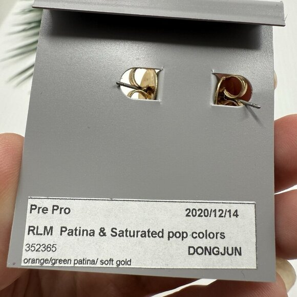 Robert Lee Morris Soho Women's Patina Layered Disc Huggie Hoop Earrings NWT - Picture 6 of 6